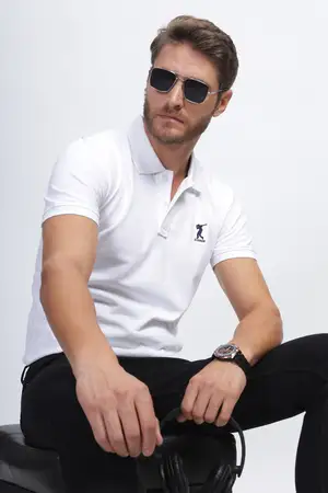 DOUGIE POLO 9